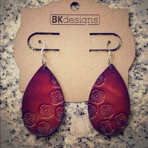 Handcrafted leather earrings
